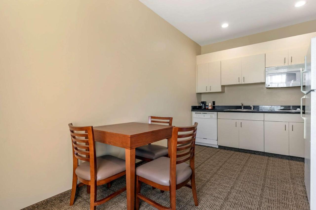 Comfort Inn & Suites Orangeburg Buitenkant foto