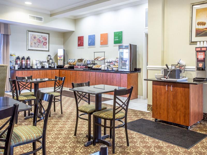 Comfort Inn & Suites Orangeburg Buitenkant foto