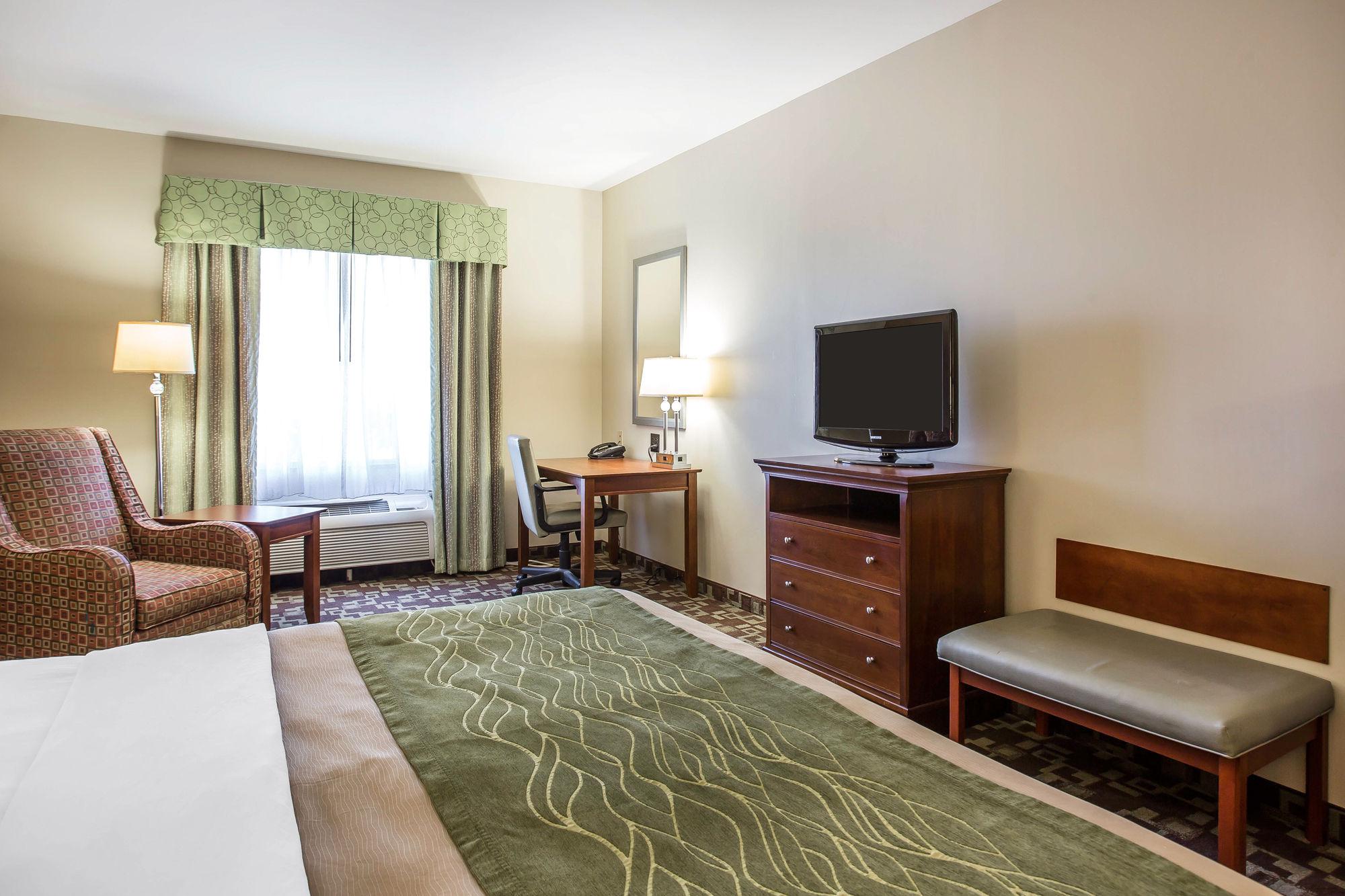 Comfort Inn & Suites Orangeburg Buitenkant foto