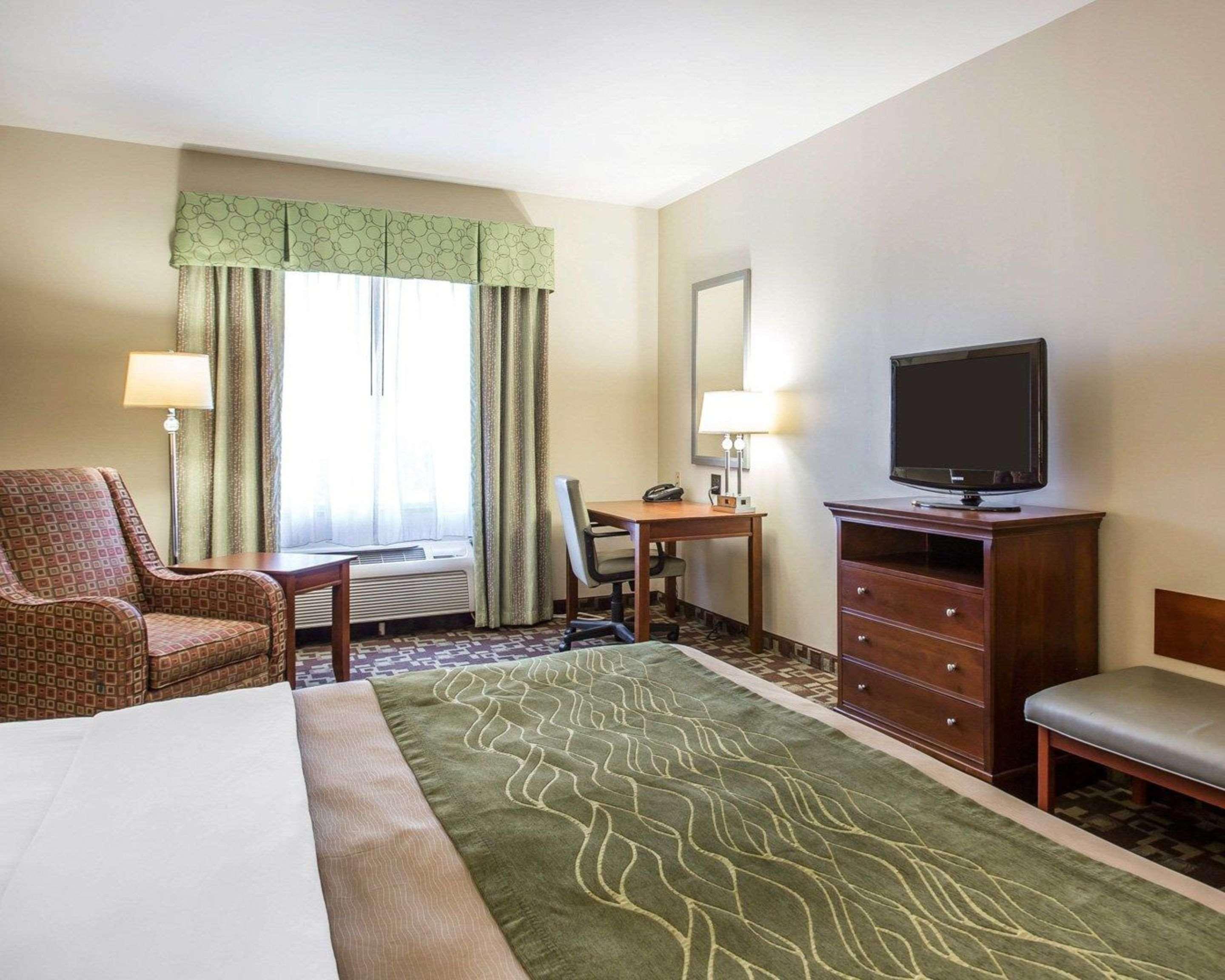 Comfort Inn & Suites Orangeburg Buitenkant foto