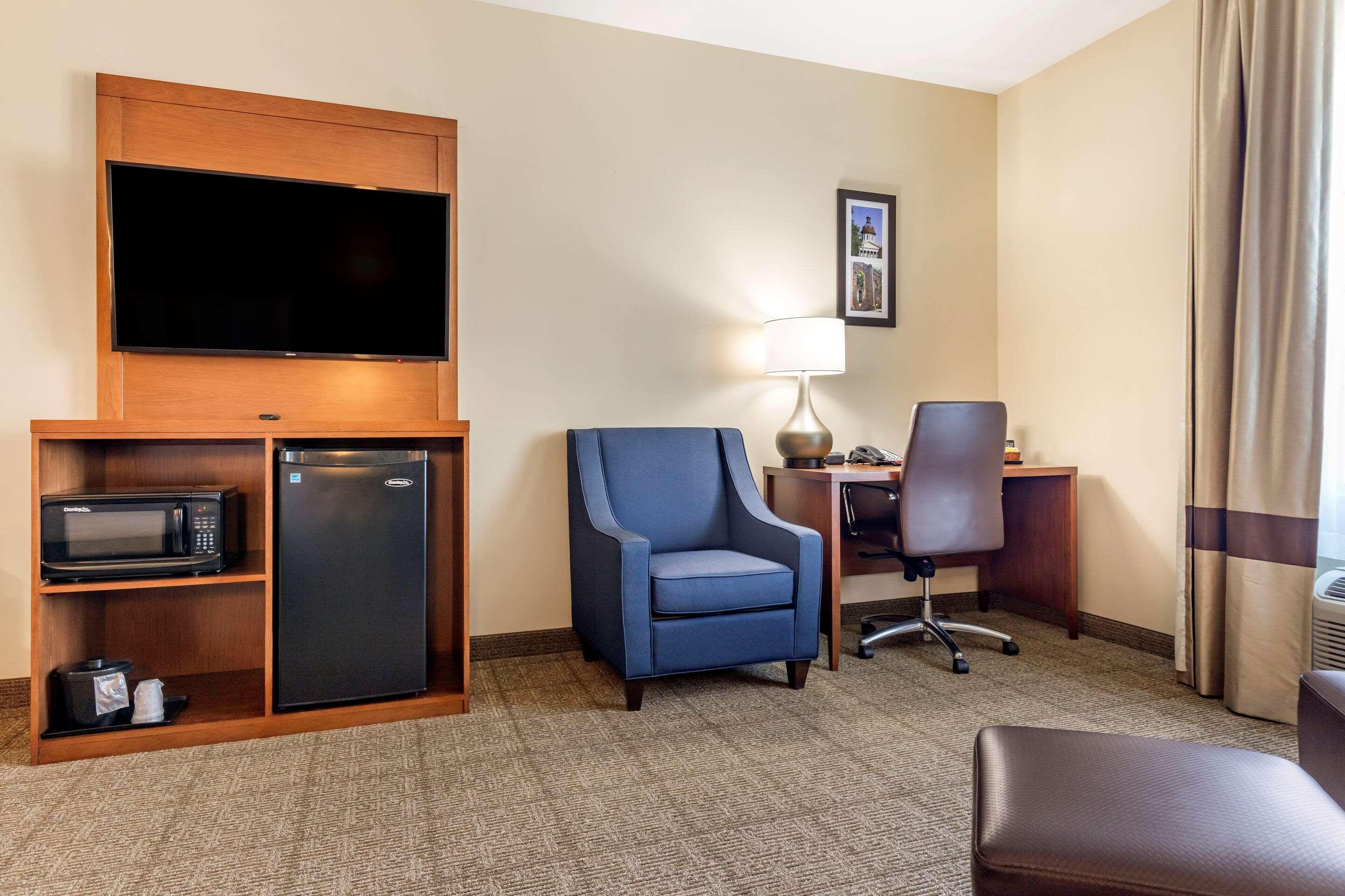 Comfort Inn & Suites Orangeburg Buitenkant foto
