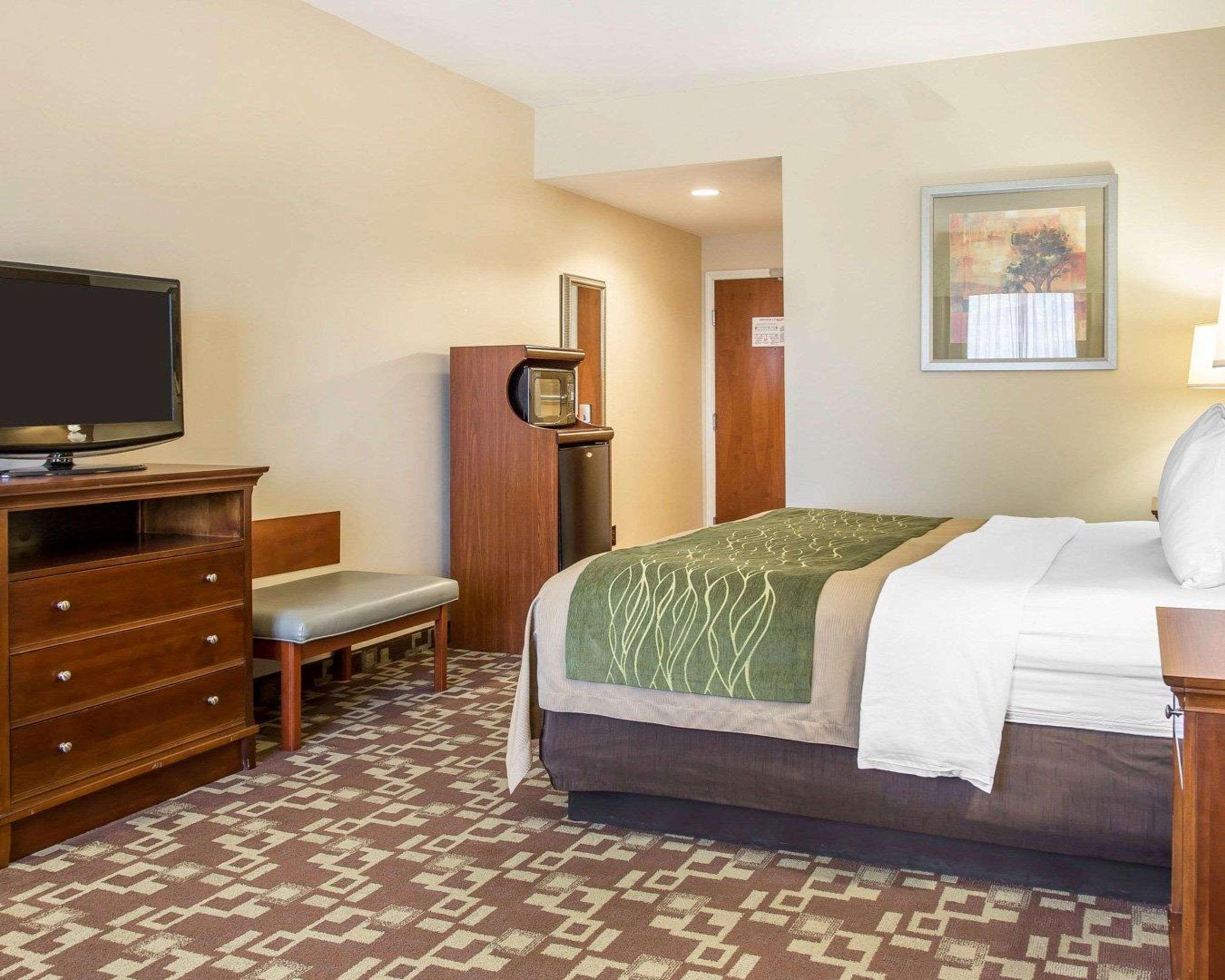 Comfort Inn & Suites Orangeburg Buitenkant foto
