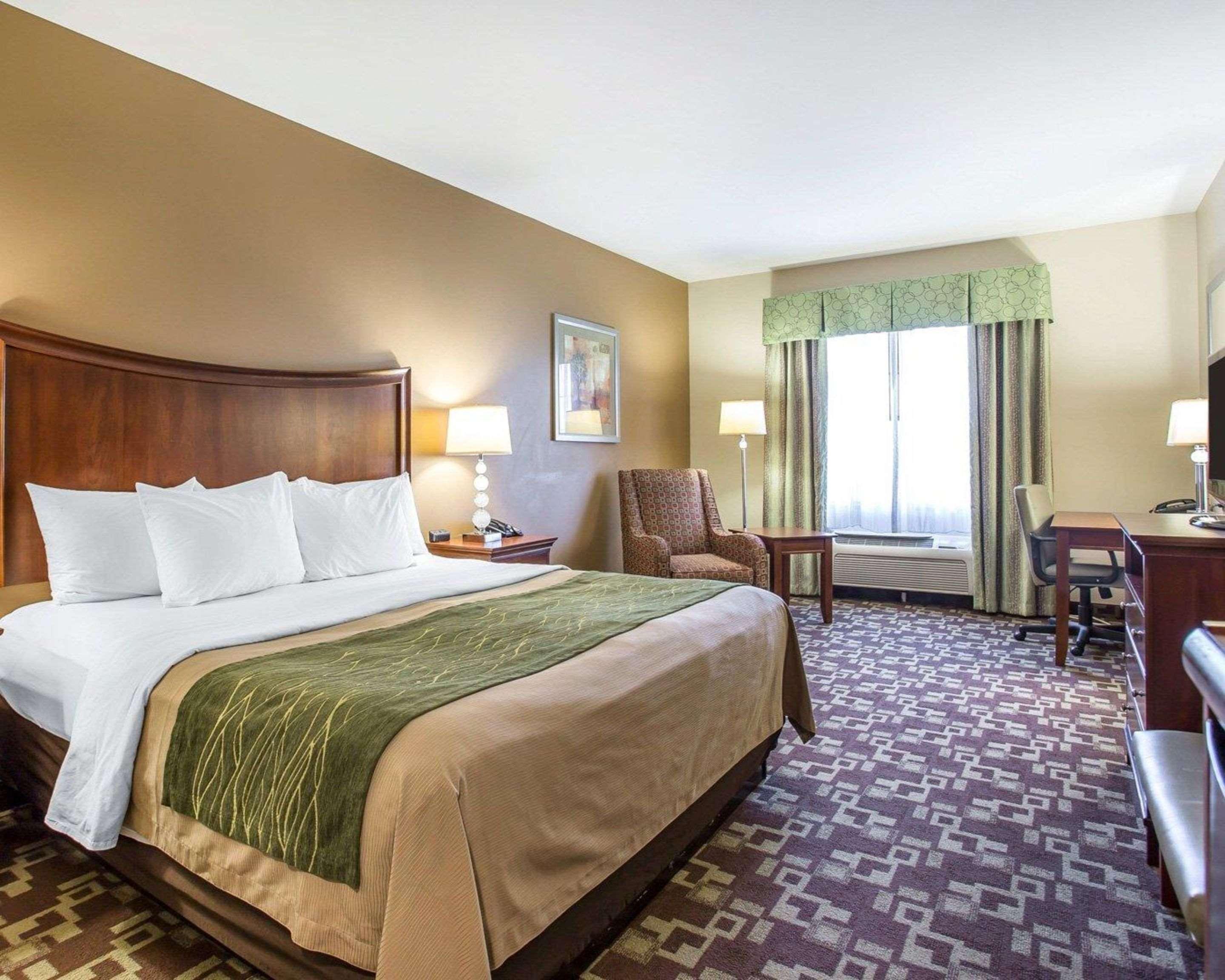 Comfort Inn & Suites Orangeburg Buitenkant foto