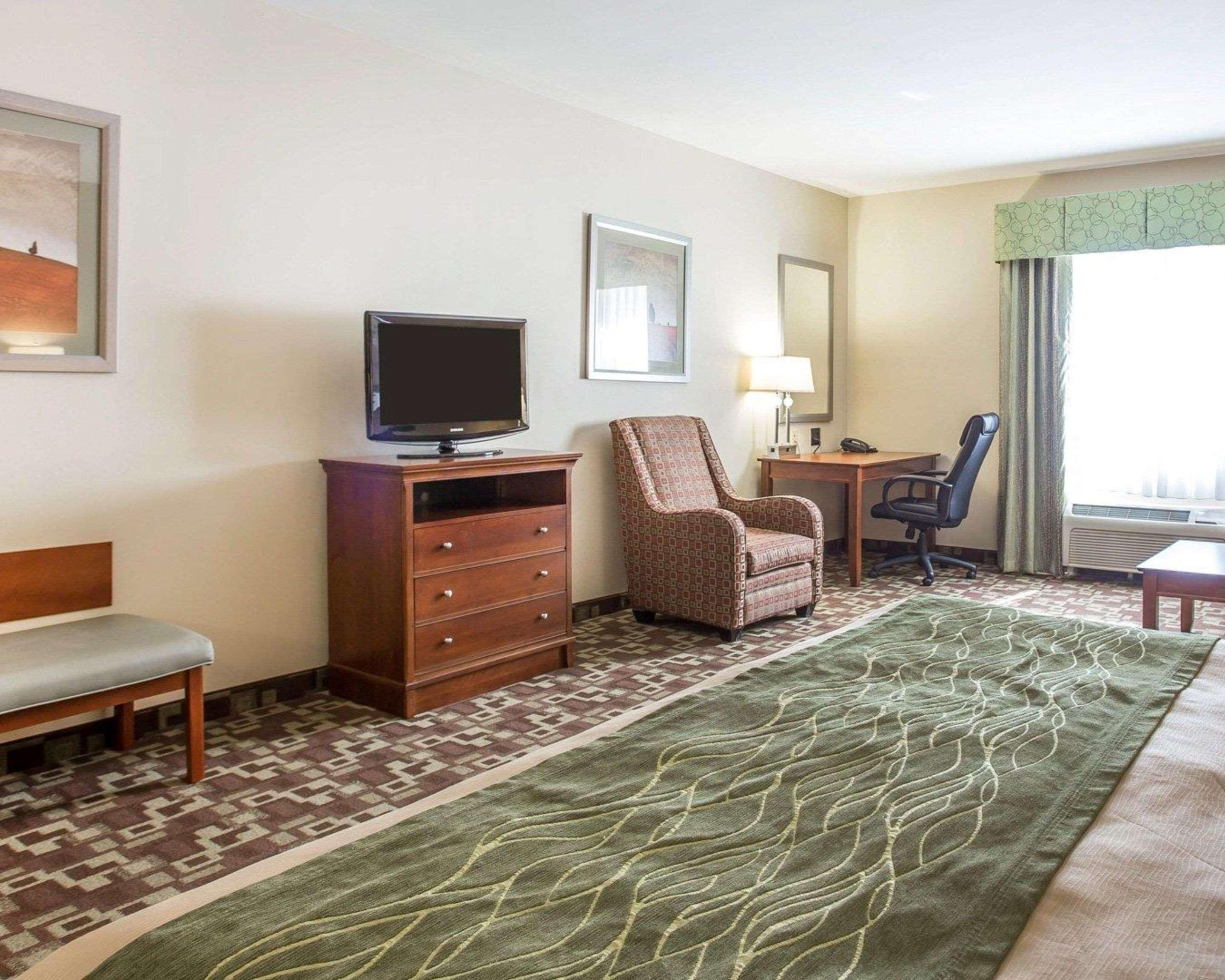 Comfort Inn & Suites Orangeburg Buitenkant foto
