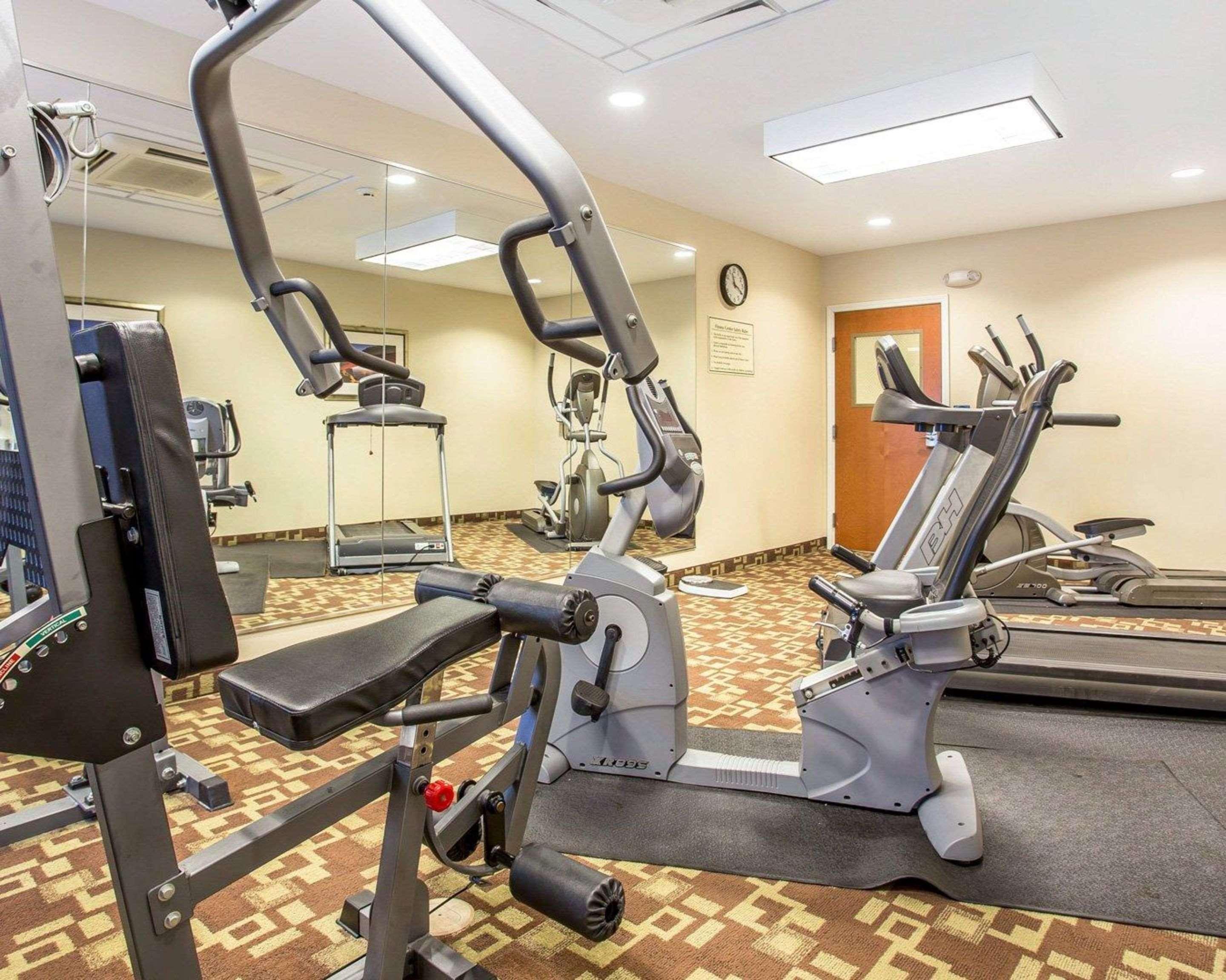 Comfort Inn & Suites Orangeburg Buitenkant foto