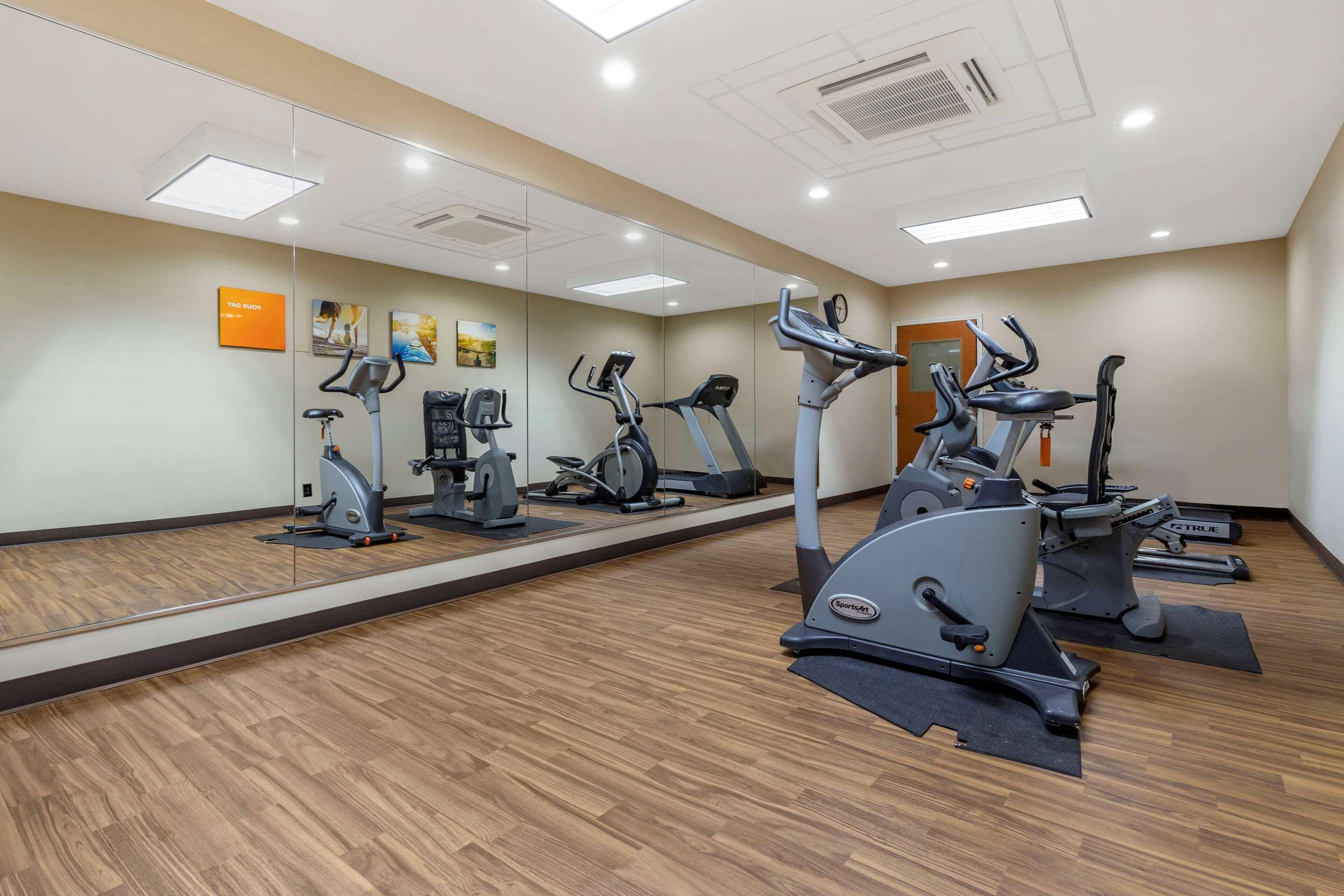 Comfort Inn & Suites Orangeburg Buitenkant foto
